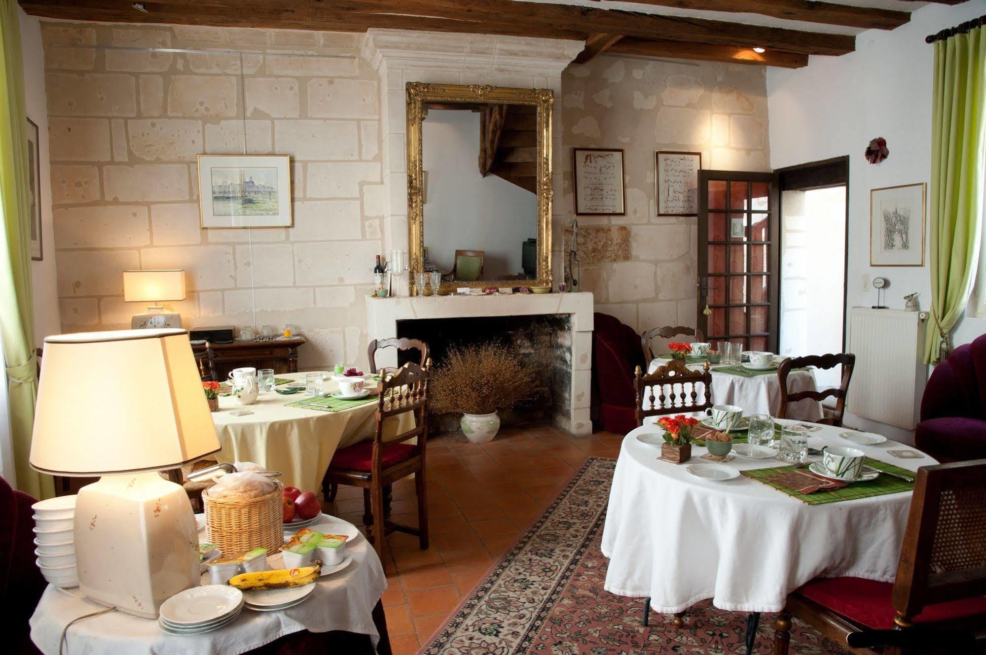 La Demeure Saint-Ours Bed and Breakfast Loches Εξωτερικό φωτογραφία